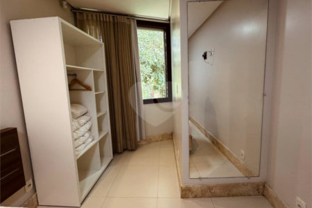 Apartamento para alugar com 1 suíte em Taperapuan, Porto Seguro, BA