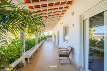 Casa à venda com 3 quartos, sendo 1 suíte,  no condomínio Vinhas da Vista Alegre - Lado Sede, Vinhedo - SP