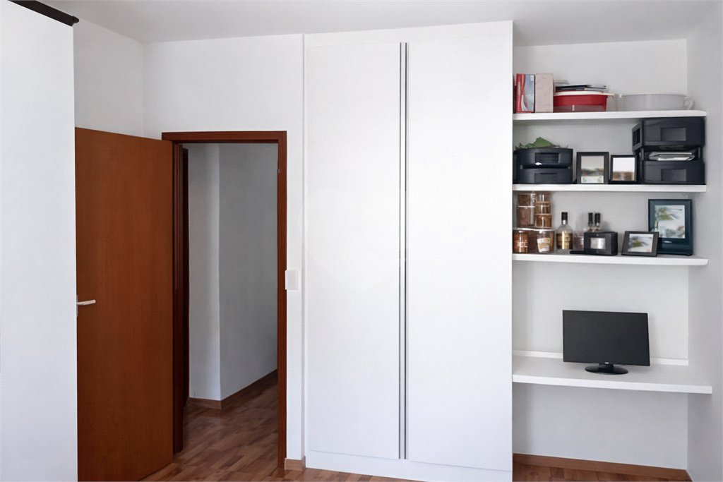 Casa à venda com 3 quartos, sendo 1 suíte, em Éden, Sorocaba, SP