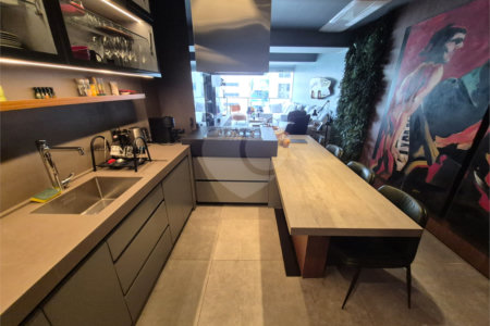 Apartamento à venda com 2 suítes em Itaim Bibi, São Paulo, SP