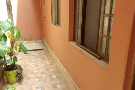 Casa à venda com 4 quartos, sendo 1 suíte, em Vila Pirajussara, São Paulo, SP