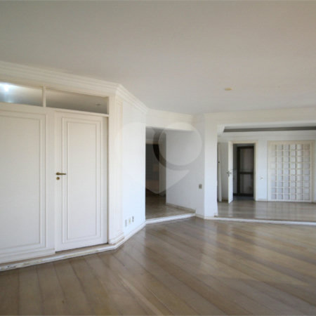 Apartamento à venda com 3 suítes em Vila Suzana, São Paulo, SP