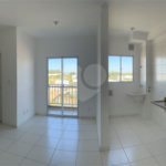 Apartamento no Condomínio Parque das Acácias.