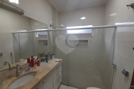 Casa Térrea à Venda no Condomínio Quebec – São Carlos/SP