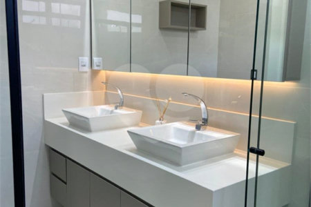 Casa à venda com 3 suítes no condomínio Residencial Maria Dulce, Indaiatuba - SP
