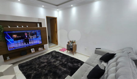 Casa à venda com 2 quartos, sendo 1 suíte,  em Vila Bonilha, São Paulo, SP