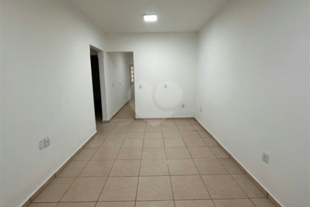 Casa à venda com 3 quartos em Jardim São Lucas, Votorantim, SP