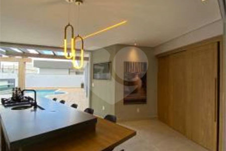 Casa à venda com 4 suítes no condomínio Jardim dos Lagos, Indaiatuba - SP