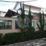 Casa à venda com 3 quartos, sendo 2 suítes, no condomínio Recanto das Palmeiras, Rio de Janeiro - RJ