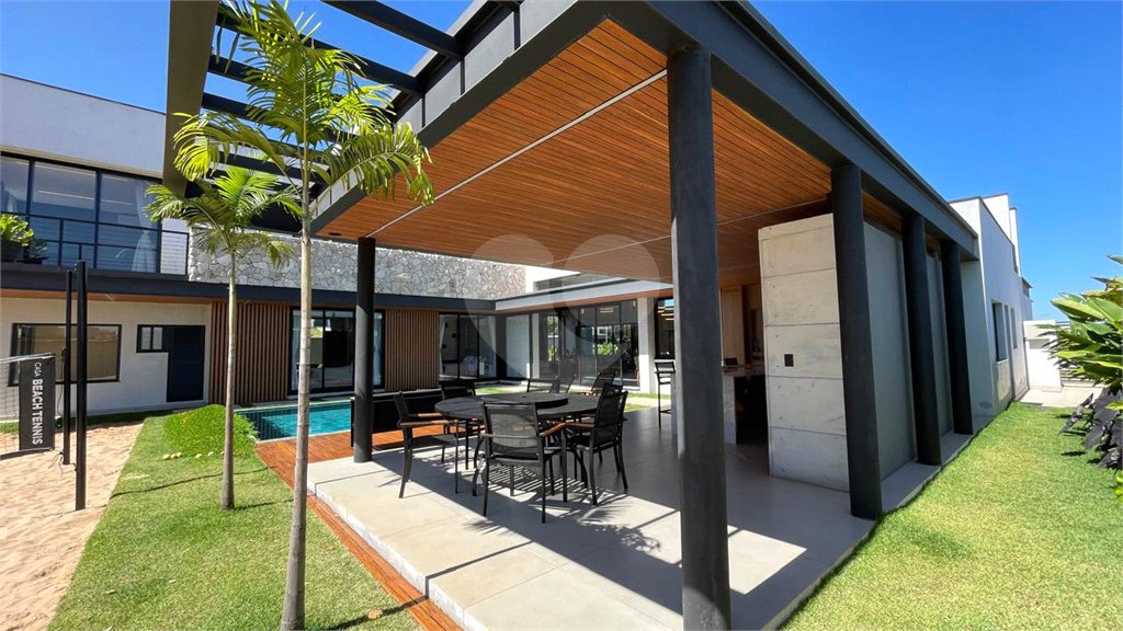 Casa à venda com 4 suítes no condomínio Saint Patrick, Sorocaba - SP