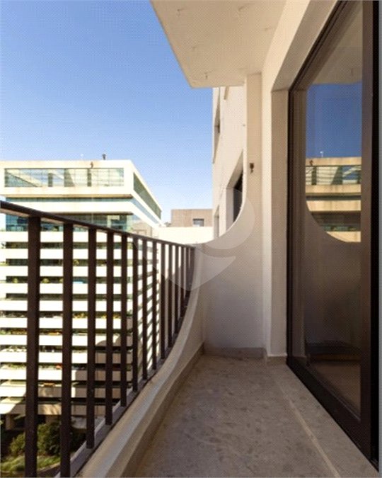 Apartamento à venda com 2 quartos, sendo 1 suíte, em Vila Olímpia, São Paulo, SP