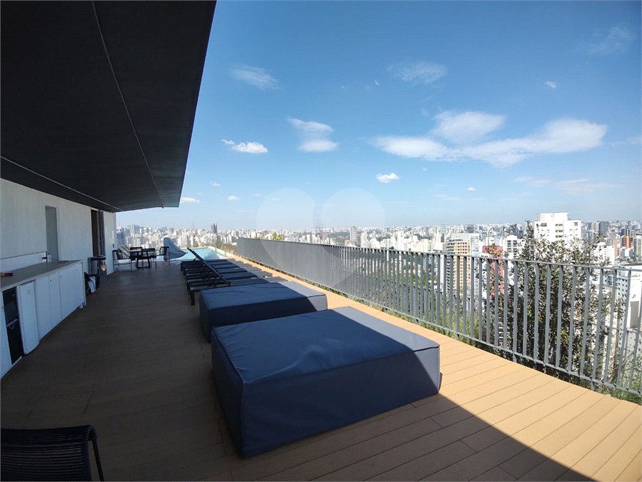 Apartamento à venda ou para alugar com 1 suíte em Jardim das Bandeiras, São Paulo, SP