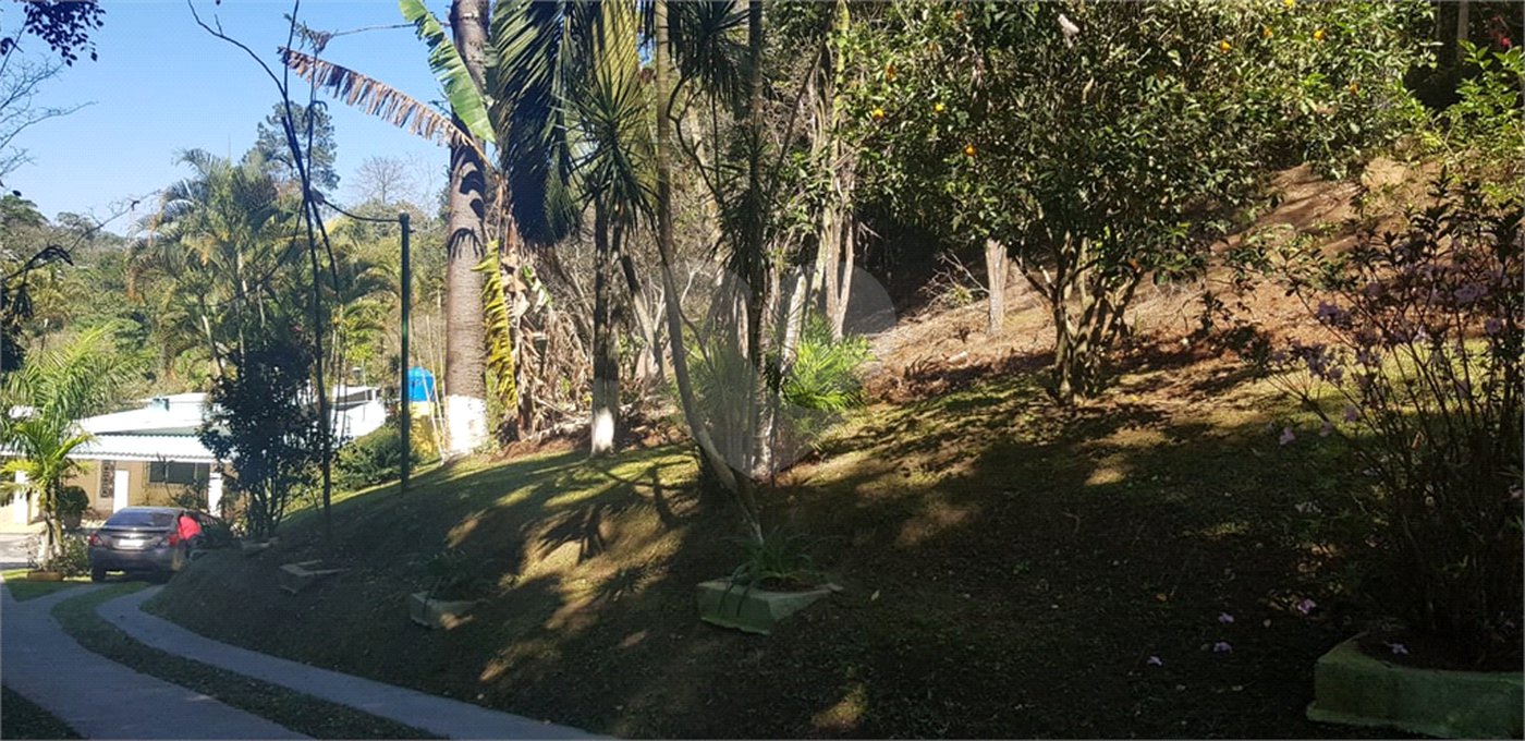 Casa à venda com 5 quartos, sendo 1 suíte,  em Taboão, Mogi das Cruzes, SP