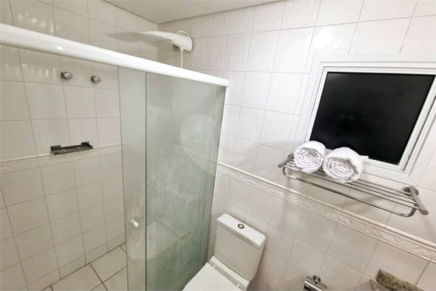 Apartamento à venda com 3 quartos, sendo 1 suíte, em Riviera de São Lourenço, Bertioga, SP