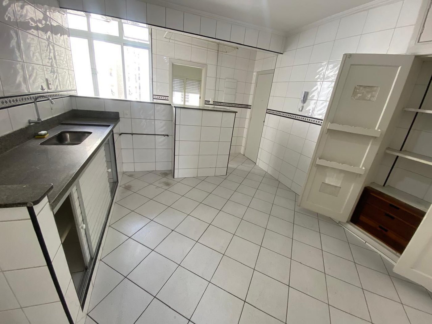 Apartamento com 3 dormitórios para alugar, 168 m² por R$ 6.500,00/mês - Boqueirão - Santos/SP