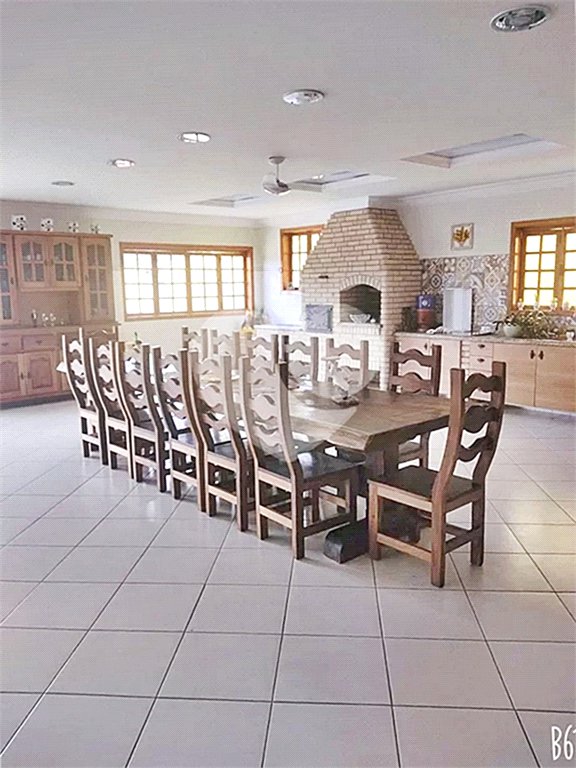 Casa à venda com 4 quartos, sendo 3 suítes, em Luiz Fagundes, Mairiporã, SP