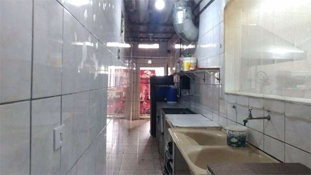 Casa com 3 dormitórios à venda, 182 m² por R$ 800.000,00 - Estuário - Santos/SP