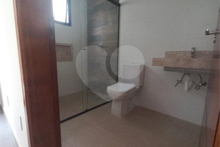 Casa à venda com 3 suítes no condomínio Reserva Real, Paulínia - SP