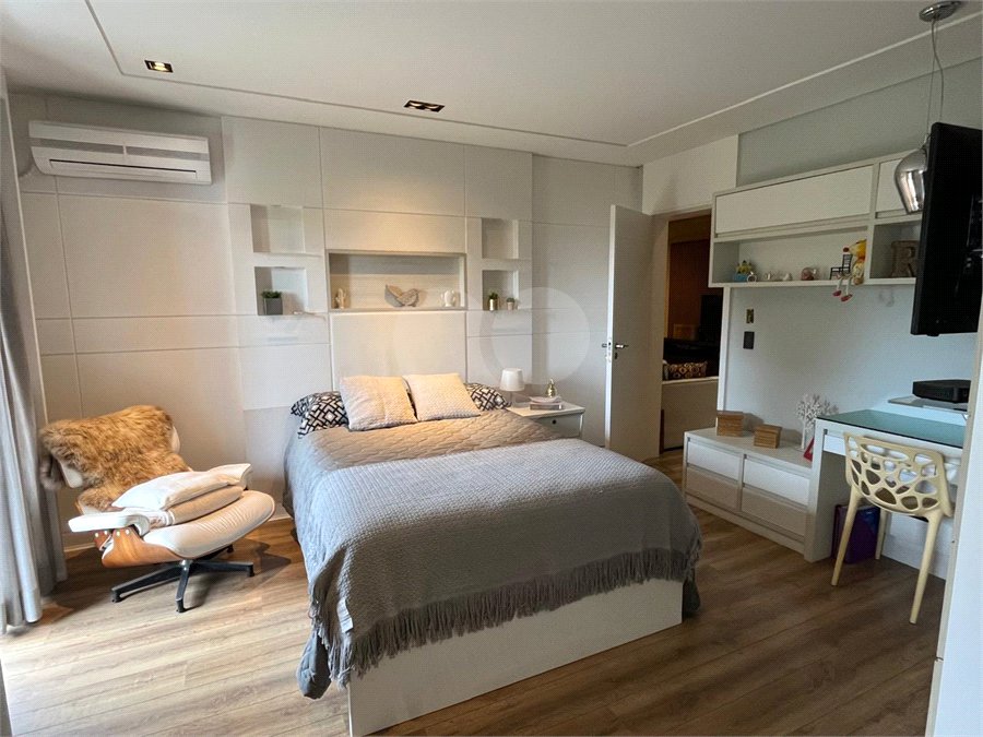 Apartamento à venda com 4 suítes em Jardim Marajoara, São Paulo, SP