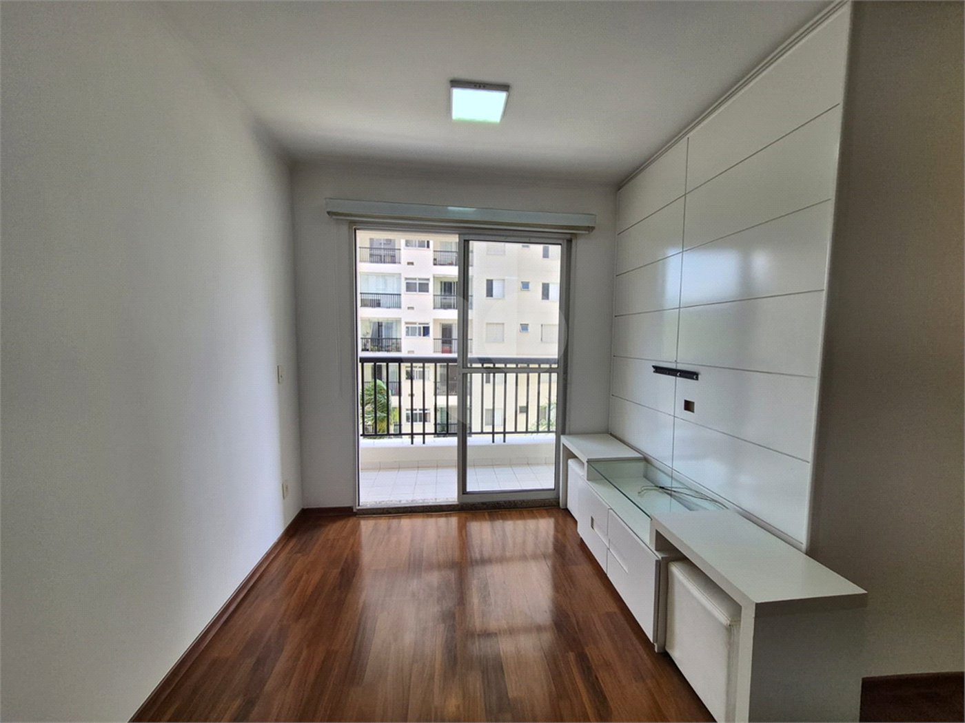 Apartamento à venda com 2 quartos em Vila Anastácio, São Paulo, SP