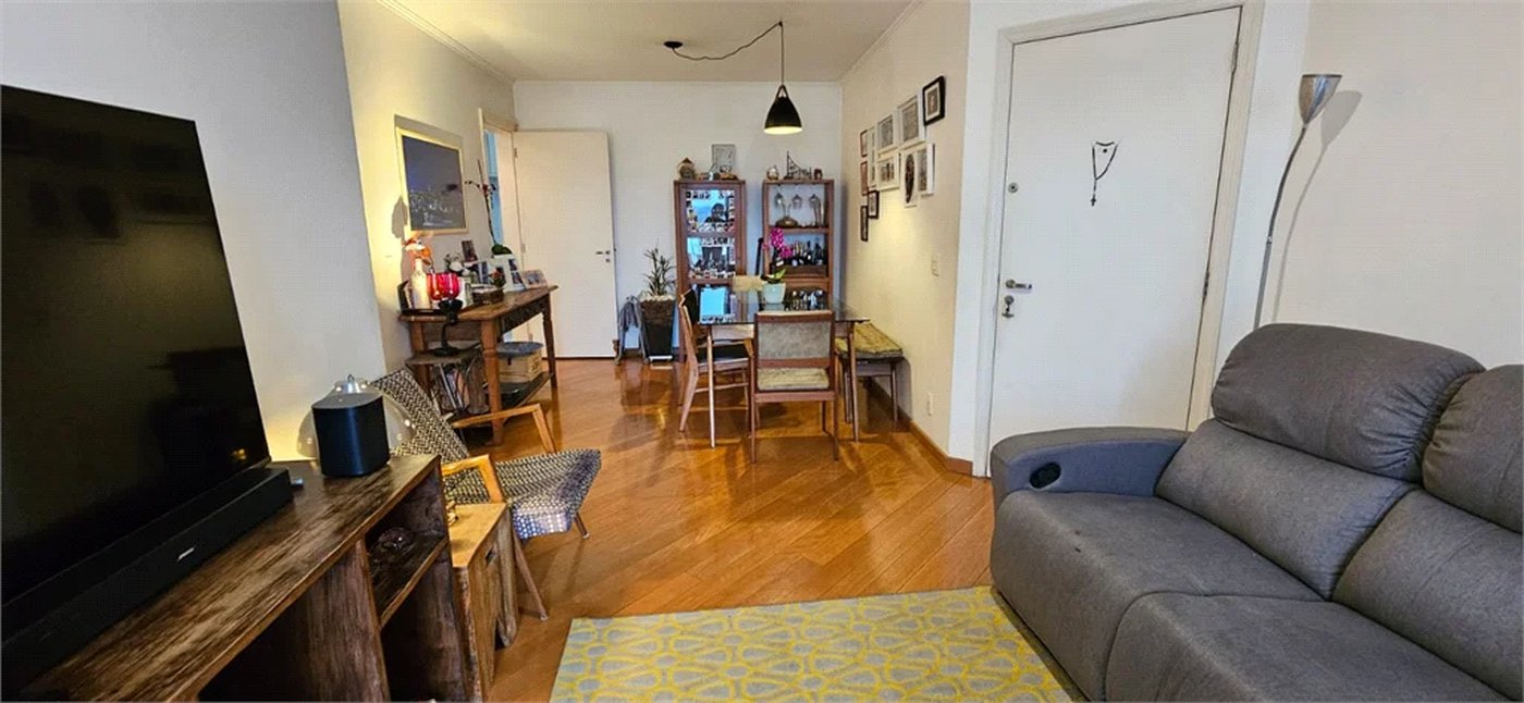 Apartamento à venda com 3 quartos, sendo 2 suítes, em Pinheiros, São Paulo, SP