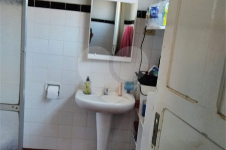 Casa Térrea à venda com 2 quartos em Vila Paulicéia, São Paulo, SP