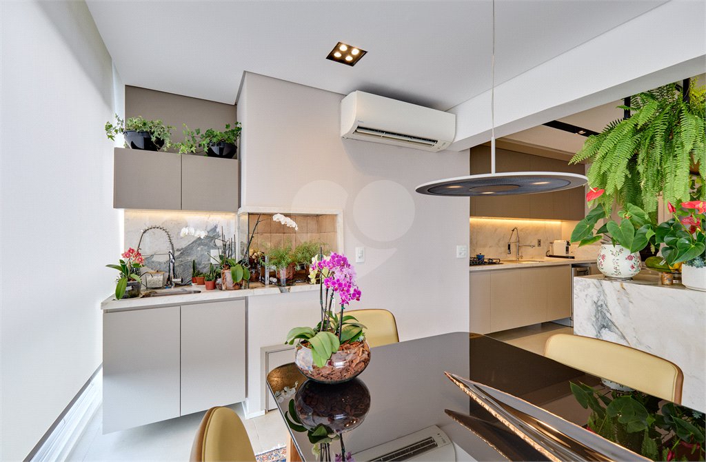 Apartamento à venda com 3 suítes em Brooklin, São Paulo, SP