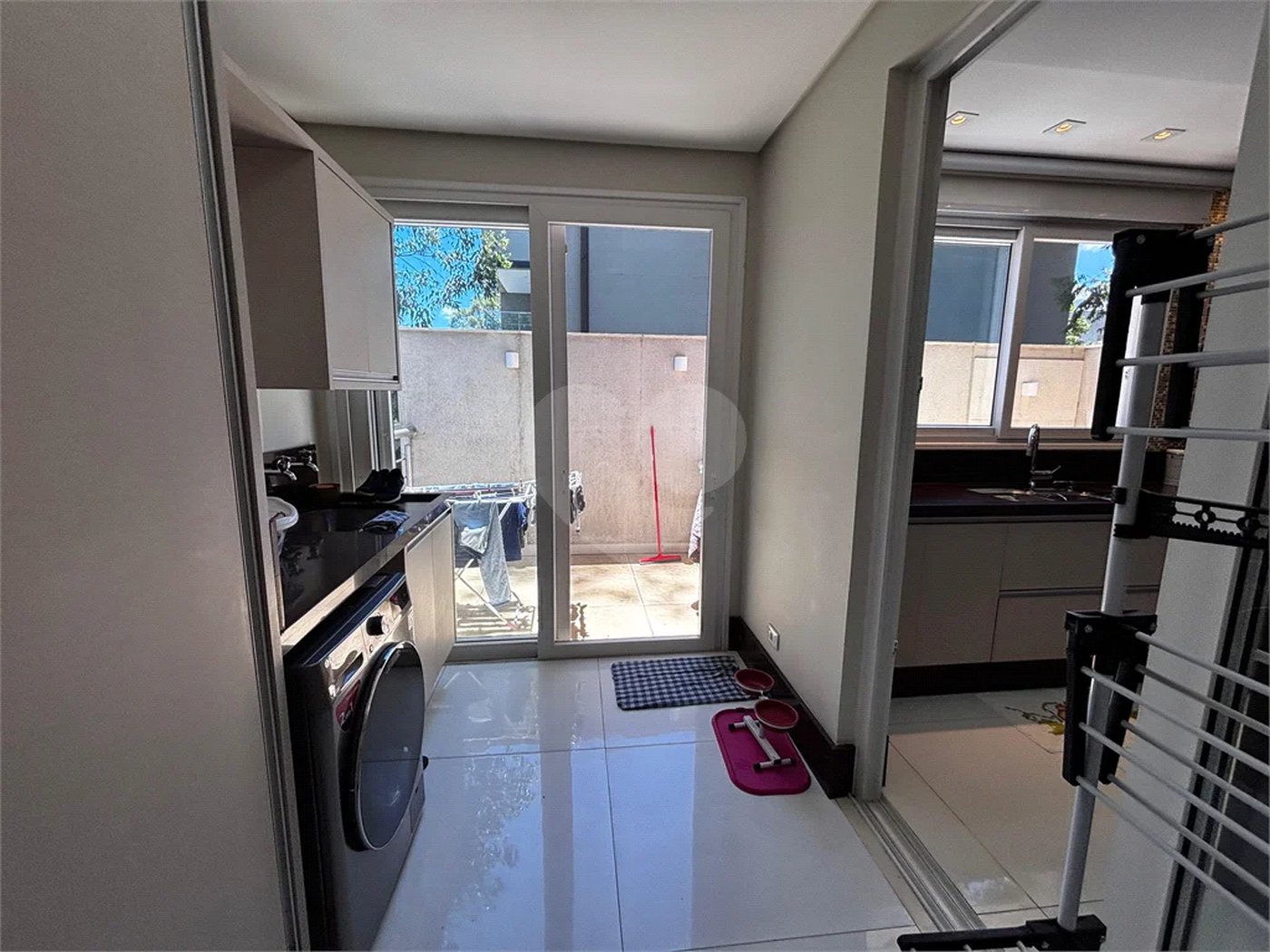 Casa à venda com 4 quartos, sendo 3 suítes, no condomínio Reserva Nova Cantareira, São Paulo - SP