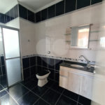 Casa à venda com 3 quartos, sendo 2 suítes, no condomínio Terras de São Francisco, Vinhedo - SP