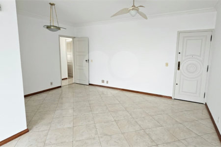 Apartamento à venda com 4 quartos, sendo 1 suíte, em Tijuca, Rio de Janeiro, RJ