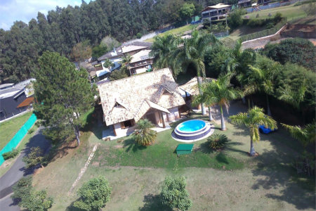 Casa à venda com 4 quartos, sendo 2 suítes, no condomínio Náutico Porto Bragança, Bragança Paulista - SP