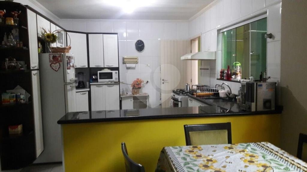 Sobrado à venda com 3 quartos, sendo 1 suíte,  em Vila Mazzei, São Paulo, SP