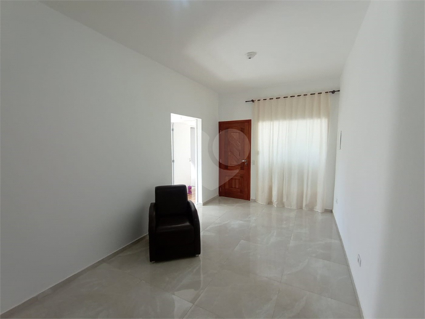 Casa à venda com 3 quartos, sendo 1 suíte,  em Residencial Lago dos Ipês, Itapetininga, SP