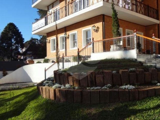 Duplex à venda com 6 suítes no Centro, Campos do Jordão, SP