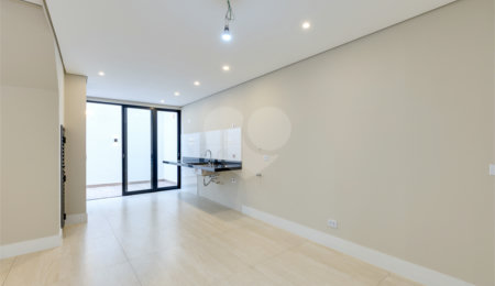 Casa de Vila à venda com 2 suítes em Santo Amaro, São Paulo, SP