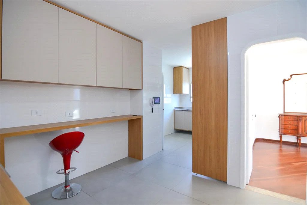 Apartamento à venda com 4 quartos, sendo 2 suítes, em Brooklin Paulista, São Paulo, SP