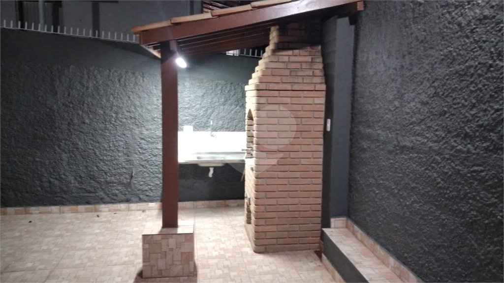 Sobrado à venda com 3 quartos, sendo 1 suíte, em Chora Menino, São Paulo, SP