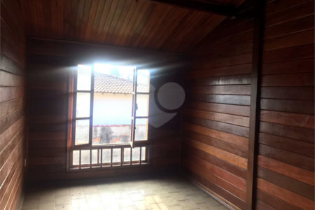 Casa à venda com 3 quartos, sendo 1 suíte, no condomínio Zuleika Jabour, Salto - SP