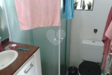 Sobrado à venda com 6 quartos, sendo 1 suíte, em Santa Teresinha, São Paulo, SP