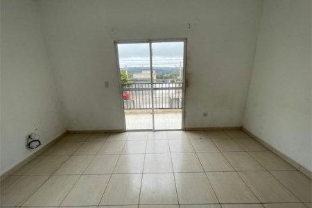 Sobrado à venda com 2 quartos, sendo 1 suíte, em Loteamento Jardim do Sol (mailasqui), São Roque, SP