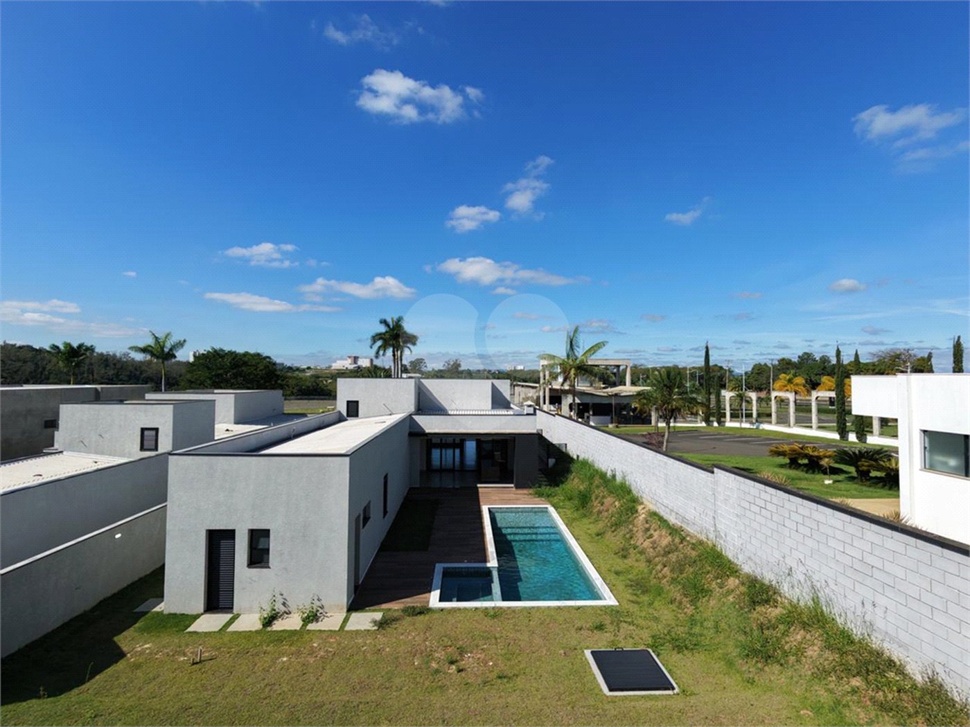 Casa à venda com 4 suítes no condomínio Saint Patrick, Sorocaba - SP