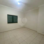 Casa à venda com 3 quartos em Jardim do Carmo, Araraquara, SP