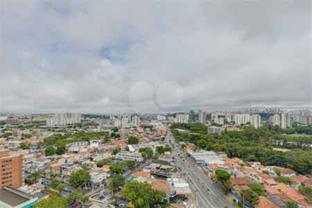 Apartamento à venda com 2 suítes em Santo Amaro, São Paulo, SP