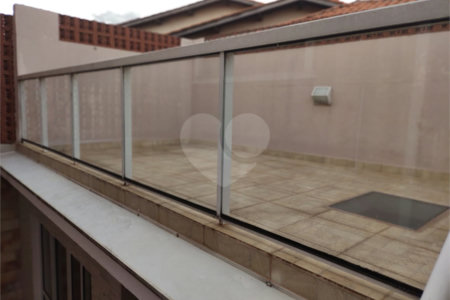 Sobrado à venda com 3 quartos, sendo 1 suíte, em Parque Ipê, São Paulo, SP