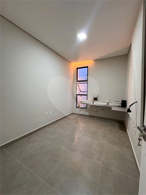 Casa à venda com 2 quartos, sendo 1 suíte, em Guriri, Cabo Frio, RJ