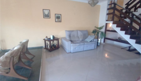 Sobrado à venda com 3 quartos, sendo 1 suíte,  em Jardim França, São Paulo, SP