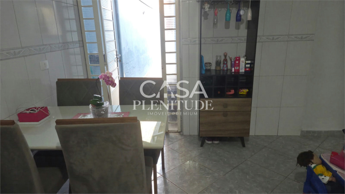 Casa à venda com 3 quartos, sendo 1 suíte, em Jardim Tulipas, Sorocaba, SP
