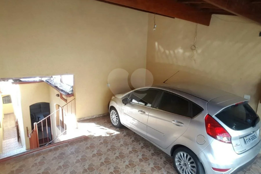 Casa à venda com 5 quartos, sendo 1 suíte, em Santana, São Paulo, SP