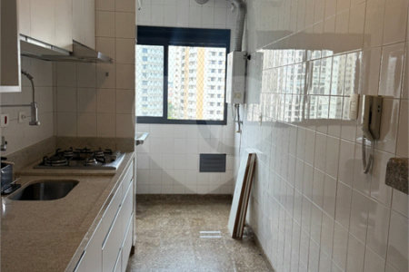 Apartamento à venda ou para alugar com 3 quartos, sendo 1 suíte,  em Santa Teresinha, São Paulo, SP