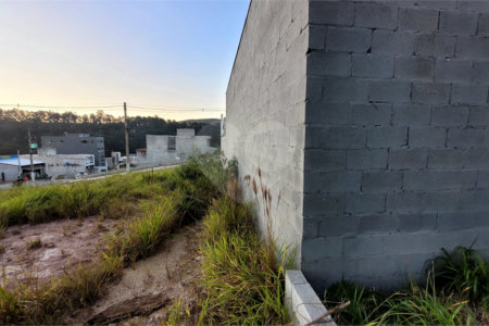 Terreno para alugar em Laranjeiras, Caieiras, SP